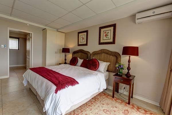 Relax Inn Балито Екстериор снимка