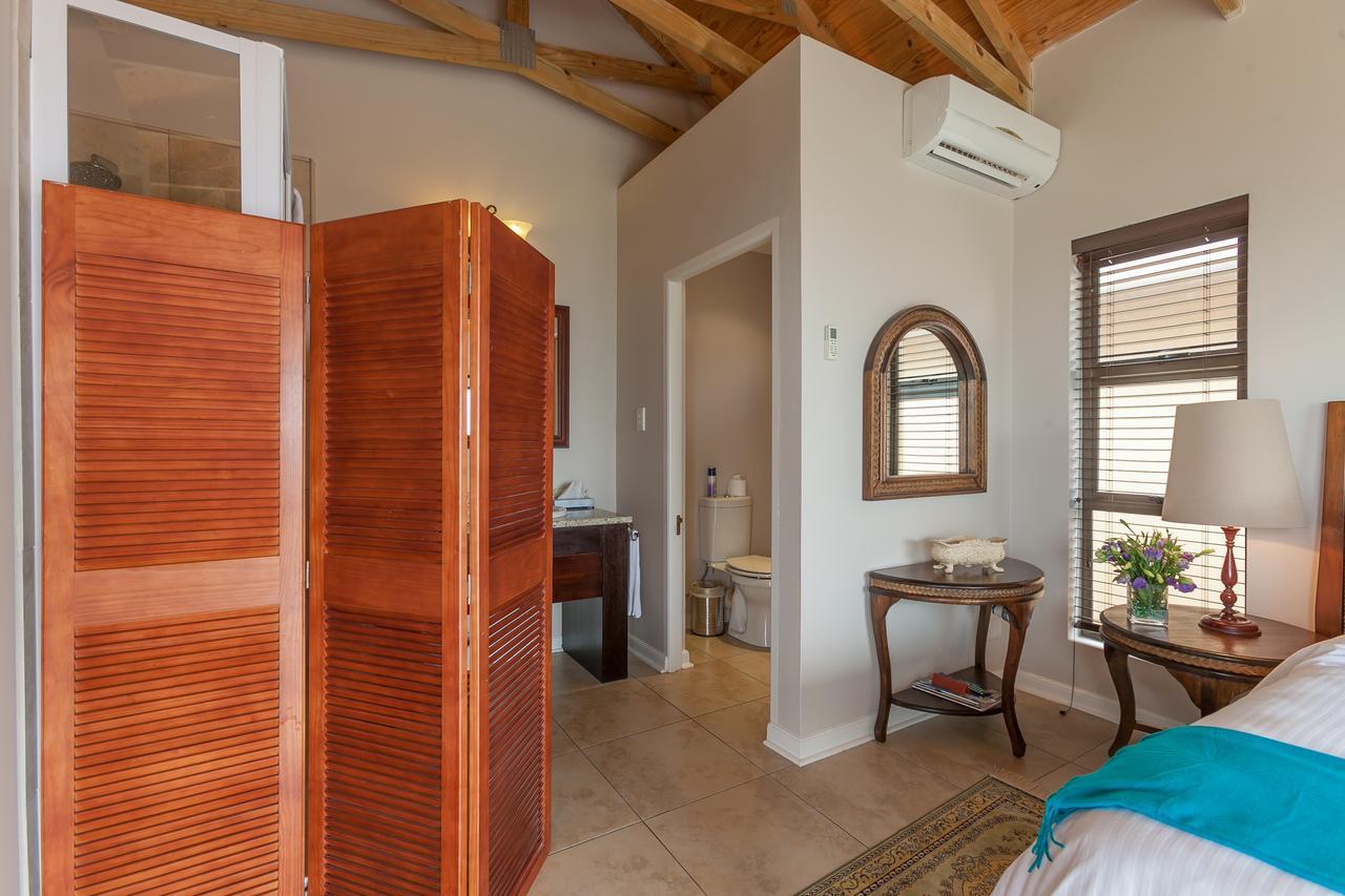 Relax Inn Балито Екстериор снимка