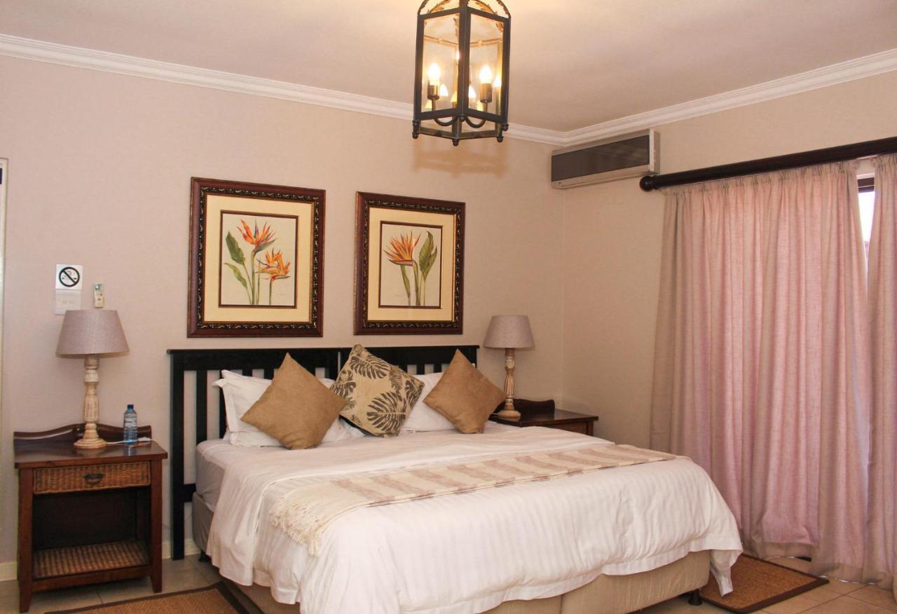 Relax Inn Балито Екстериор снимка